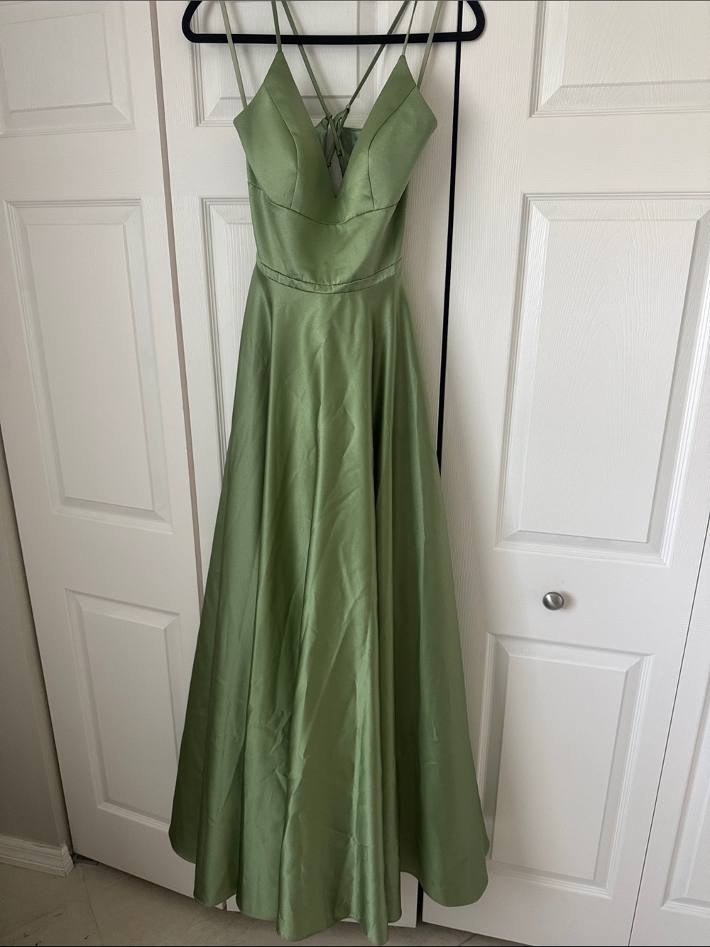 Elegant Olive Green Spaghetti Strap Satin Dress